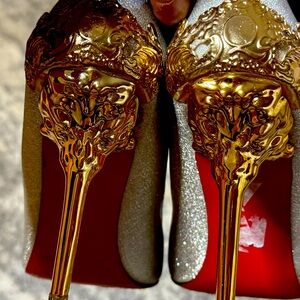 Clothing bundle one ☝️ hi ladies and gents! Brand new, never worn, pre-loved!